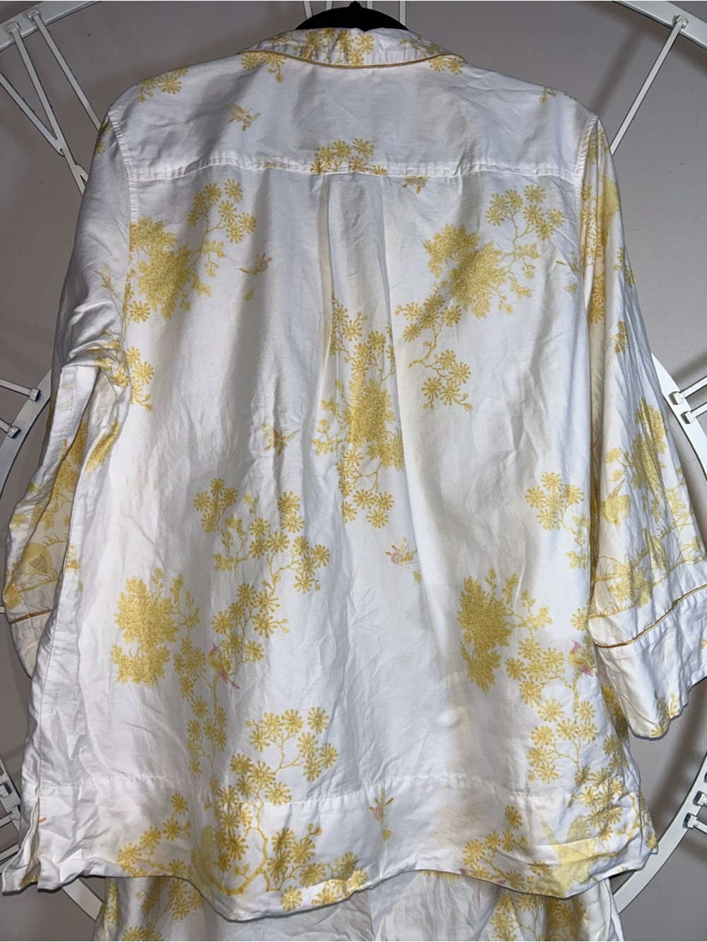Natori Toile 100% Cotton Sateen Pajama Set White and Yellow - Picture 11 of 13